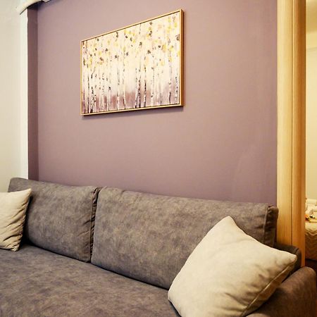 Modern Downtown Flat By Golden H&R Apartment Солун Екстериор снимка