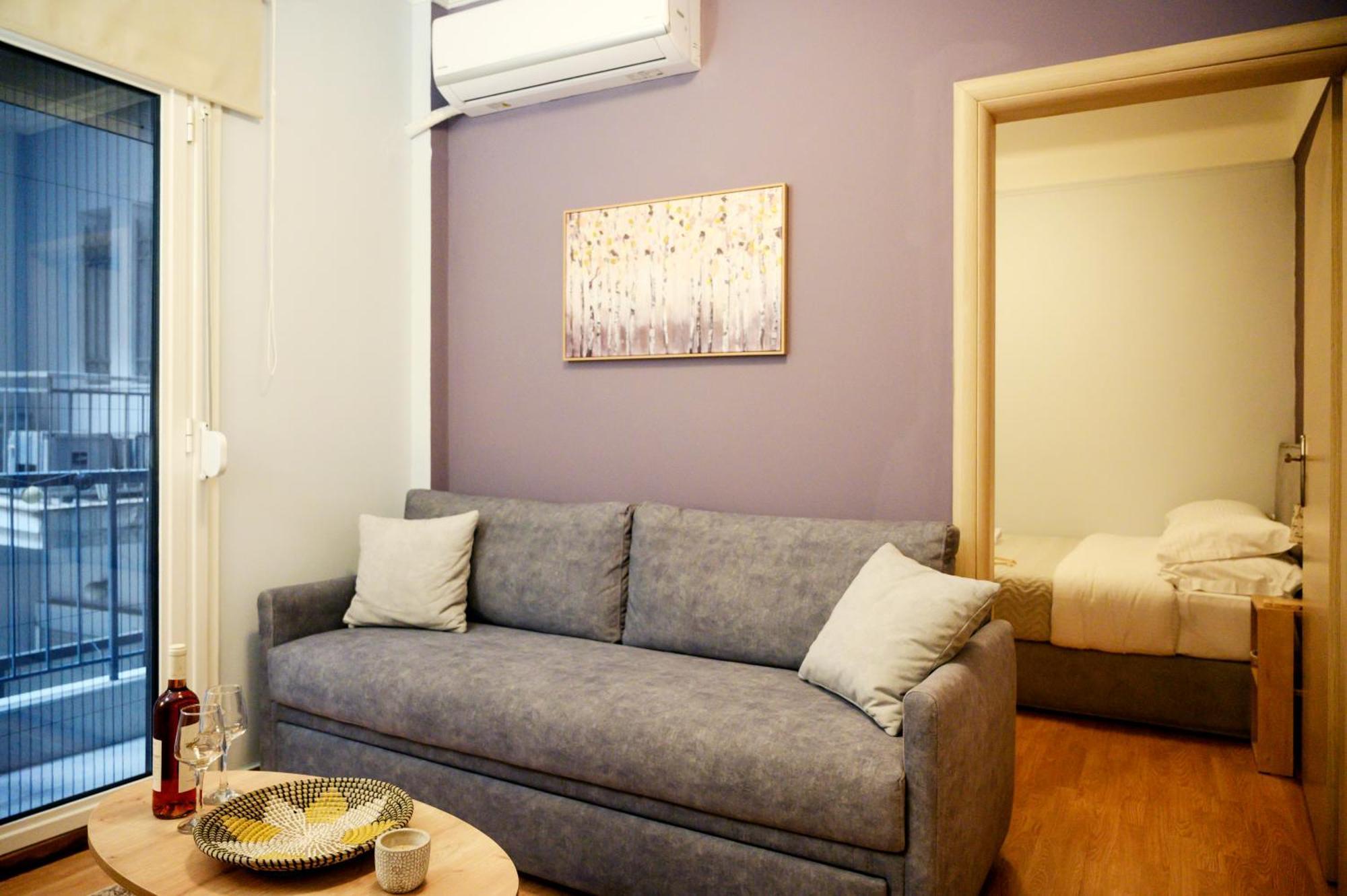 Modern Downtown Flat By Golden H&R Apartment Солун Екстериор снимка